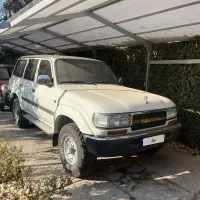 تویوتا لندکروز