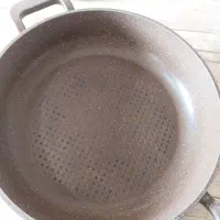 تابه گرانیتی بزرگ کاندید|ظروف پخت‌وپز|بابل, |دیوار