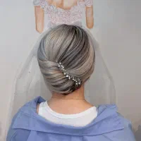 میکاپ شینیون محفلی و عروس با قیمت باورنکردنی|خدمات آرایشگری و زیبایی|شاهین‌شهر, عطار|دیوار