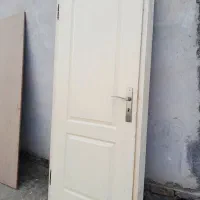 درب چوبی خوب وتمیز