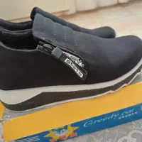 کتونی سایز ۴۲ و۳۹|کیف، کفش، کمربند|اشتهارد, |دیوار