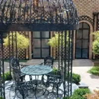 ۵۰۰ متر ویلایی برای کافه و خانه بازی و باشگاه