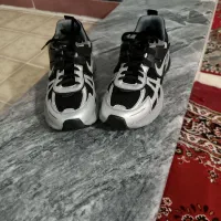 یک جفت کتونی اسپرت خارجی پسرانه سایز 41