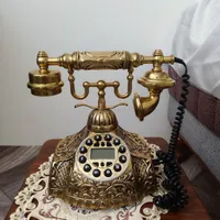تلفن برنجی