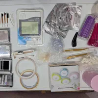 وسایل مژه و تخت تاشو صندلی تابوره ایی