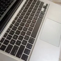 مک بوک پرو|رایانه همراه|شیراز, ریشمک|دیوار