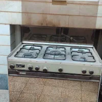 اجاق گاز فر،بسیار تمیز ،رویه استیل|اجاق گاز و لوازم برقی پخت‌وپز|قم, انصار‌الحسین|دیوار