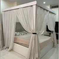 تخت دو‌نفره