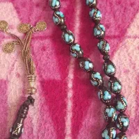 تسبیح قدیمی و زیبا