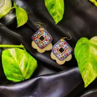 گوشواره|بدلیجات|شیروان (خراسان), |دیوار