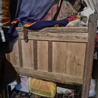 دو عدد صندوق چوبی بزرگ