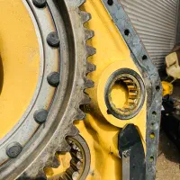 چرخ عقب بلدوزر 155|قطعات یدکی و لوازم جانبی|تهران, امام زاده عبدالله|دیوار