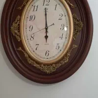 ساعت دیواری بسیار تمییز در حد نو|ساعت دیواری و تزئینی|بروجرد, |دیوار