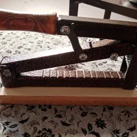 هسته شکن، گردو شکن، آسان شکن