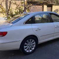 هیوندا آزرا