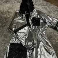 بارونی نقره ای دخترونه|لباس|تهران, تهرانپارس غربی|دیوار