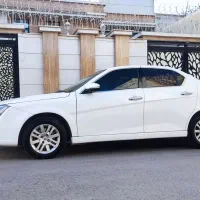 دنا پلاس مدل۱۴۰۱ در حد صفر