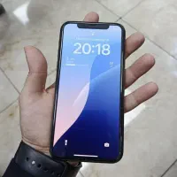 ایفون ۱۱ پرو  Lla