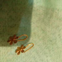 گوشواره طلا بچگانه طرح گل