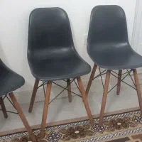 صندلی پایه چوبی|میز و صندلی غذاخوری|الیگودرز, |دیوار