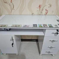 میز مطالعه ‌در حد نو دوتا قفل سالم