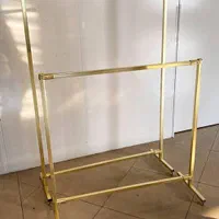 رگال و چوب لباسی|فروشگاه و مغازه|شیراز, اصلاح‌نژاد|دیوار