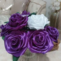 گل افتابگردون ،  رز  ، پر|گل مصنوعی|قدس, شهر‌قدس|دیوار