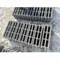 کارگر ماهر دو نفر اتباع جهت بلوک زنی