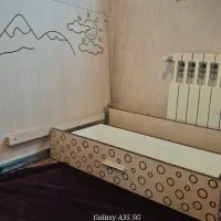 تخت و تشک نوجوان در حد نو