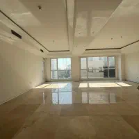 120متر-ظفر-کلیدنخورده-ورودی-از-لابی-دنیای-نور