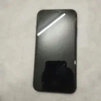 اپل iPhone 11 با حافظهٔ ۱۲۸ گیگابایت