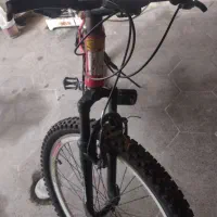 دوچرخه ۲۶فلش با لاستیک جلو نو ویک لاستیک دیگه