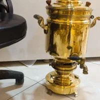 سماور نفتی قدیمی برنجی سایز بزرگ ۱۲لیتری