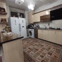 مطهری-شمالی-17-با-پارکینگ-اختصاصی