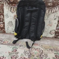 کیف مدرسه|کیف، کفش، کمربند|پرند, فاز ۵|دیوار