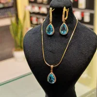 نیم ست فوق‌العاده زیبا (ژوپینگ)