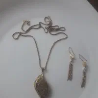 گردنبند و گوشواره طلا