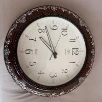 ساعت دیواری