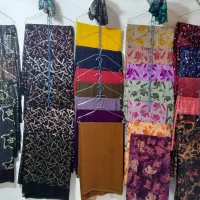 پوشاک فروشی