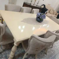 میز غذاخوری