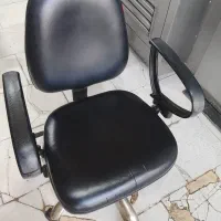 صندلی چرم چرخ دار ‌ نرم