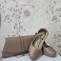 کفش سایز ۳۸