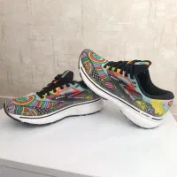 بروکس گاست ۱۵ طرح خاص.