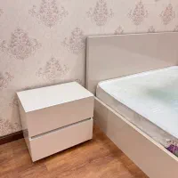 تخت دو نفره همراه تشک و پاتختی|تخت و سرویس خواب|بابل, |دیوار