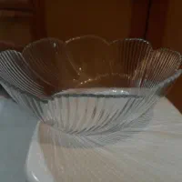 تعدادی ظروف آشپزخانه