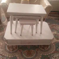 یک عددمیز جلومبلی با سه تا میز عسلی