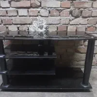زیر تلویزیون شیشه ای