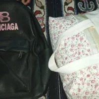 کیف و جانماز و همراه با کیف کولی مدرسه