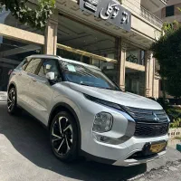 اوتلندر Hلاین دو دیفرانسیل 2025