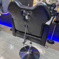 دو عدد صندلی اصلاح در حد نو|آرایشگاه و سالنهای زیبایی|پردیس, فاز ۱|دیوار